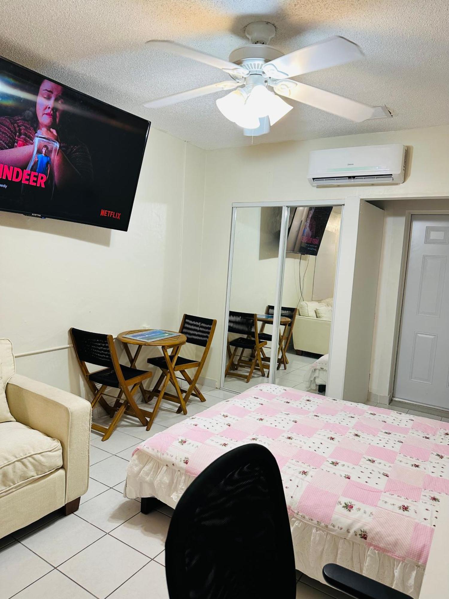 Hidden Mia Apartment Miami Bagian luar foto